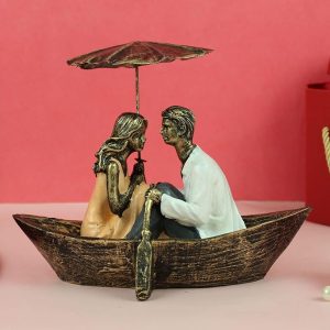 Romantic Boat Couple Showpiece for Home Decor